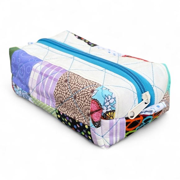 Colorful Patchwork Zipper Pouch - Picture 4 of 6
